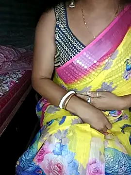 Snapshot of MAHI066 chatting on April 25, 8:39 pm MAHI066 online show from April 25, 8:39 pm