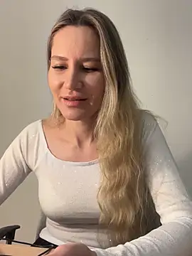 1Moonlight1 online show from December 21, 4:03 pm