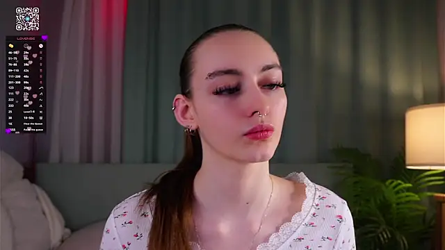 BeckiMacreno online show from April 22, 3:02 pm