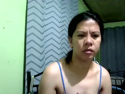 Snapshot of annawet chatting on September 20, 8:43 pm annawet online show from September 20, 8:43 pm