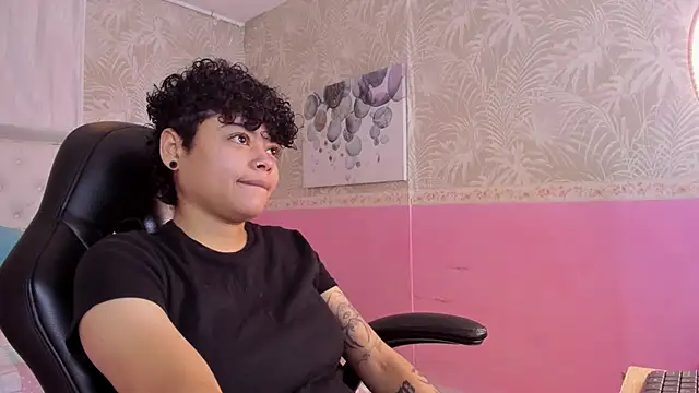 Sasha Venom online show from December 19, 1:07 pm