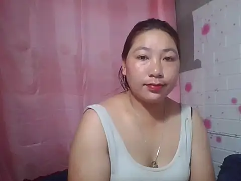 giang0055 online show from March 3, 1:12 am