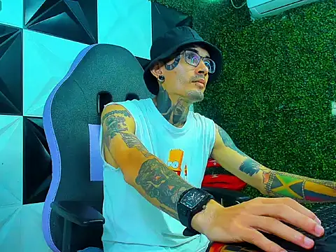 Boy tatto77 online show from March 19, 12:31 pm