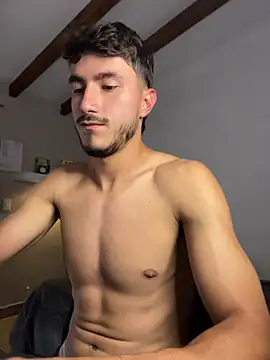 Snapshot of LIAM_COLT chatting on June 2, 10:01 pm LIAM COLT online show from June 2, 10:01 pm
