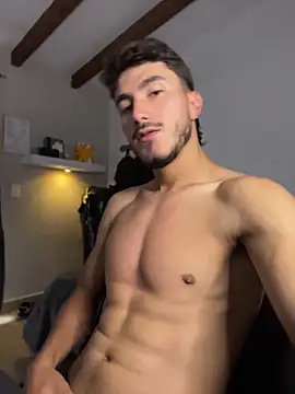 Snapshot of LIAM_COLT chatting on June 7, 6:00 pm LIAM COLT online show from June 7, 6:00 pm