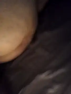 Snapshot of izus17 chatting on March 9, 6:28 am izus17 online show from March 9, 6:28 am