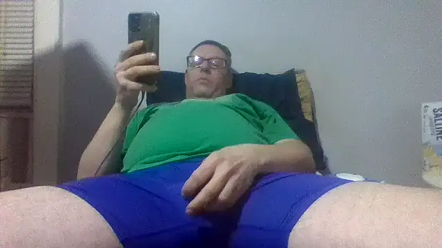 Snapshot of Notalwaysup chatting on February 25, 2:10 am Notalwaysup online show from February 25, 2:10 am