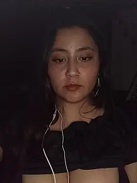 Snapshot of Karrrmika chatting on March 3, 4:07 am Karrrmika online show from March 3, 4:07 am