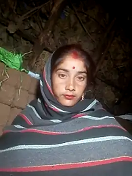 Snapshot of Pinki_rani chatting on April 13, 10:48 pm Pinki rani online show from April 13, 10:48 pm