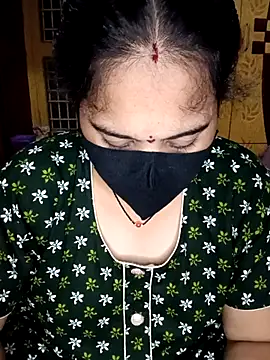 maduri   online show from March 25, 5:30 pm