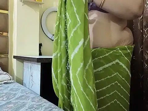 Snapshot of Sweet-janvi chatting on May 31, 11:17 pm Sweet-janvi online show from May 31, 11:17 pm