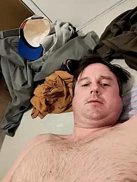 nobored online show from February 10, 4:33 pm