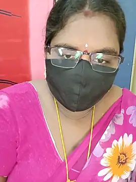 Snapshot of sirisha__9 chatting on May 16, 12:07 am sirisha 9 online show from May 16, 12:07 am
