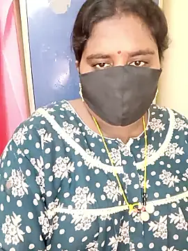 Snapshot of sirisha__9 chatting on May 31, 3:19 pm sirisha 9 online show from May 31, 3:19 pm