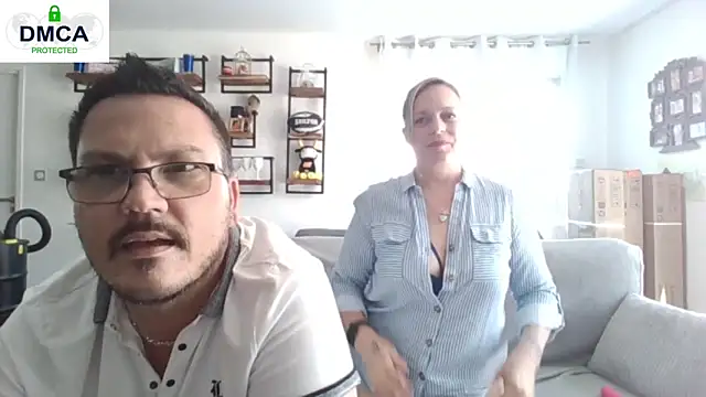 Snapshot of Miss-Chupagirly chatting on April 23, 3:47 pm Miss-Chupagirly online show from April 23, 3:47 pm