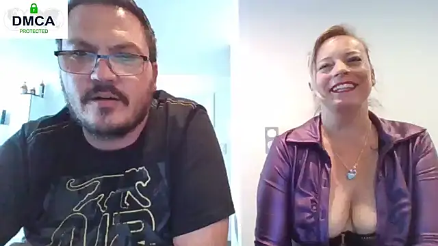 Snapshot of Miss-Chupagirly chatting on May 18, 11:49 am Miss-Chupagirly online show from May 18, 11:49 am