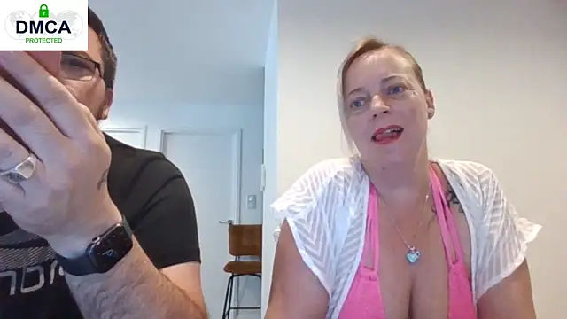 Snapshot of Miss-Chupagirly chatting on May 25, 9:04 am Miss-Chupagirly online show from May 25, 9:04 am