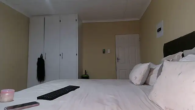 Alaiyasexy online show from March 31, 5:46 pm