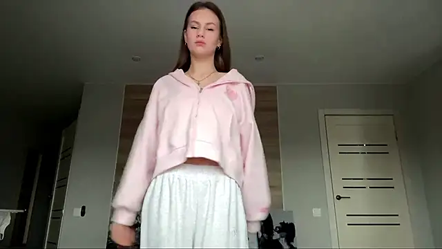 Snapshot of lisa_montana chatting on December 20, 8:10 am lisa montana online show from December 20, 8:10 am