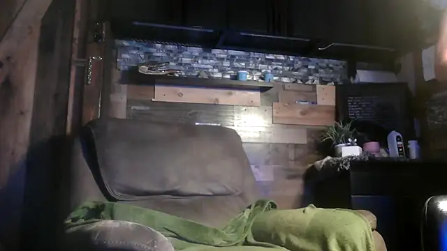 MISTERANDDEMI online show from May 19, 7:37 am