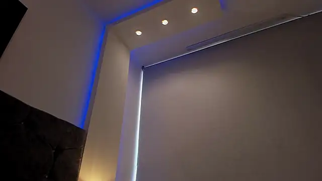 Snapshot of Eliot_X chatting on January 9, 9:16 pm Eliot X online show from January 9, 9:16 pm