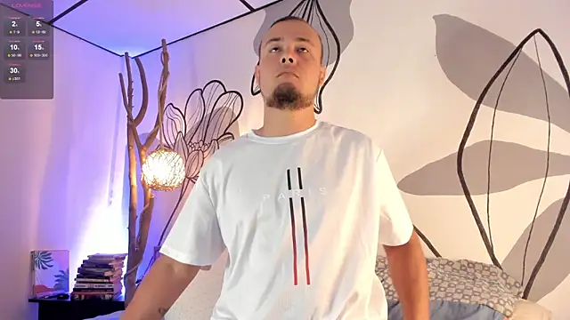 Snapshot of maaxtaylor_ chatting on January 6, 11:14 am maaxtaylor online show from January 6, 11:14 am