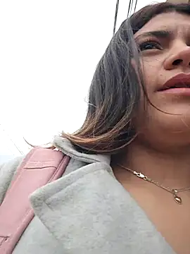 Snapshot of Ivy_enjoy chatting on February 2, 8:18 pm Ivy enjoy online show from February 2, 8:18 pm