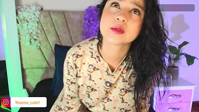 Snapshot of hannaa_cute chatting on May 14, 12:56 pm hannaa cute online show from May 14, 12:56 pm