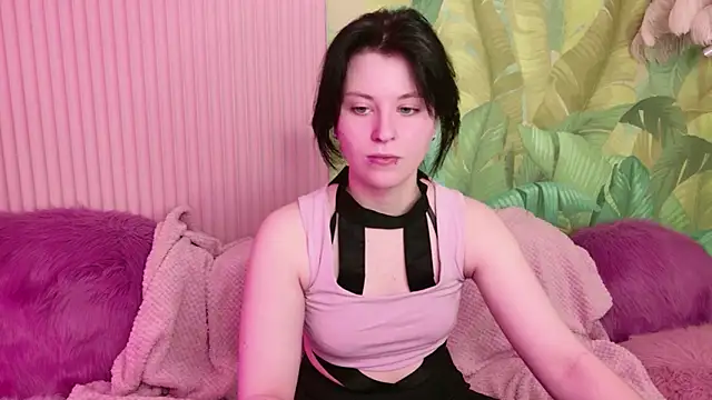 Snapshot of Milana_Cold chatting on January 19, 3:38 pm Milana Cold online show from January 19, 3:38 pm