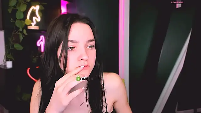 lole ti online show from April 12, 5:51 pm