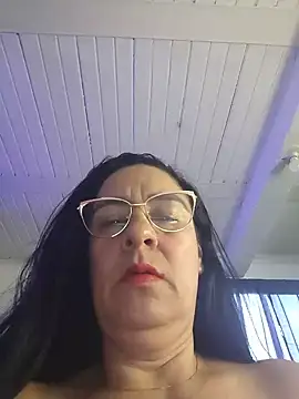 Snapshot of KiaraFoster chatting on July 16, 12:00 pm KiaraFoster online show from July 16, 12:00 pm