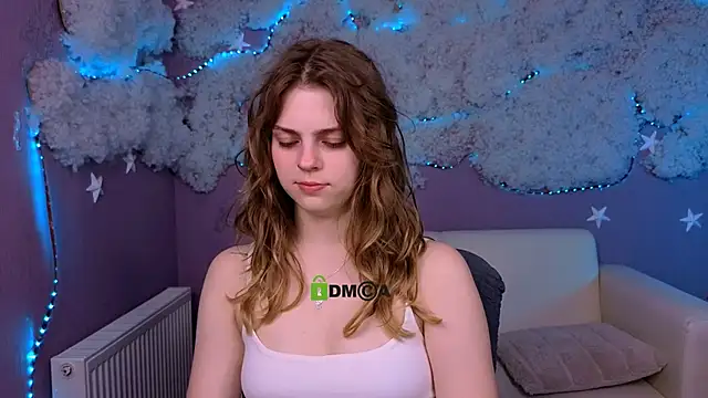 naya may online show from April 14, 7:09 pm