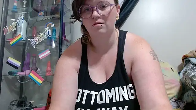 Snapshot of Pupghostt chatting on July 10, 6:32 pm Pupghostt online show from July 10, 6:32 pm