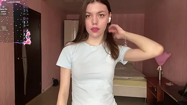 NeidaGowing online show from March 8, 7:45 am