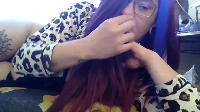 Snapshot of GabbyDaniella chatting on December 21, 9:00 pm GabbyDaniella online show from December 21, 9:00 pm