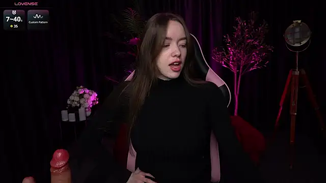 Velouraa online show from March 20, 10:36 pm