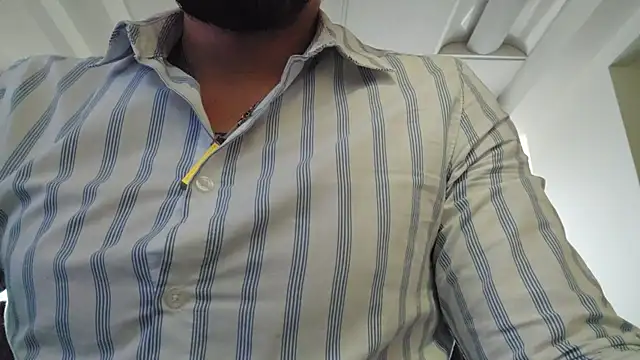 Snapshot of Aaron_hoffman chatting on July 10, 10:23 pm Aaron hoffman online show from July 10, 10:23 pm