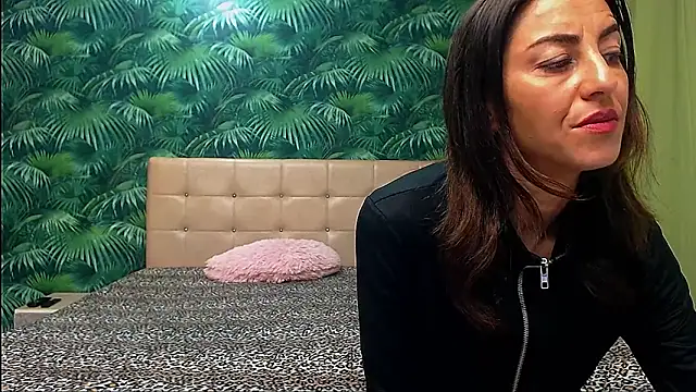 Stella John online show from January 19, 5:26 am