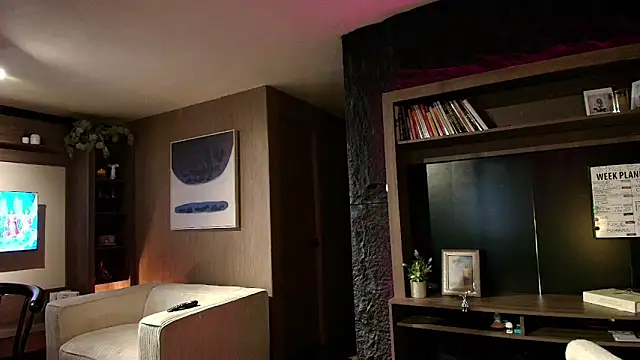 Ambrosia       online show from February 10, 11:14 am