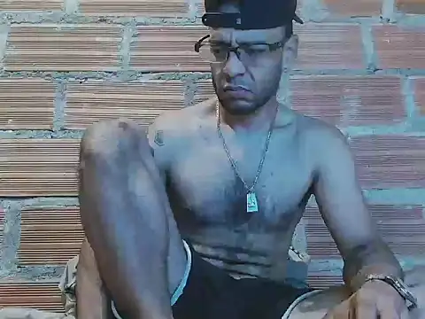 Alphamaster 92 online show from January 11, 2:00 pm