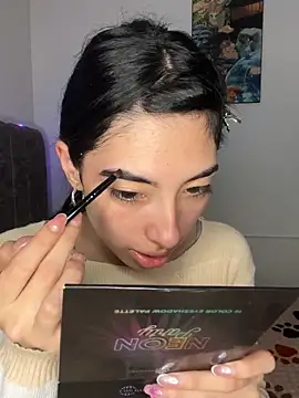 junorise23 online show from February 16, 3:35 am