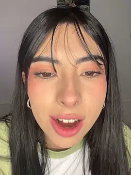 junorise23 online show from February 20, 4:42 am