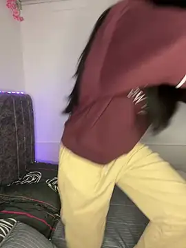 junorise23 online show from April 19, 4:45 am