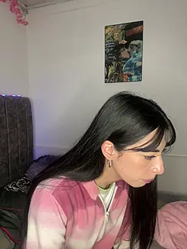 Snapshot of junorise23 chatting on July 1, 6:26 am junorise23 online show from July 1, 6:26 am
