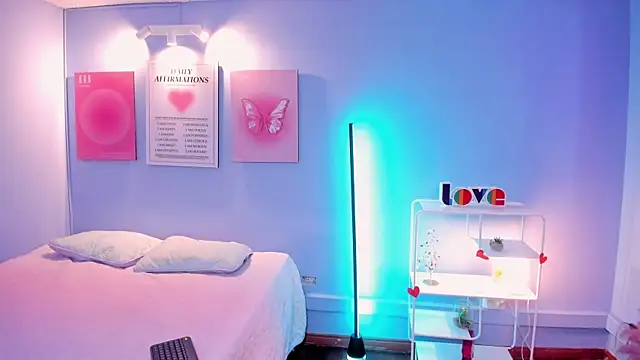 kyoto Aoki online show from February 24, 7:56 pm