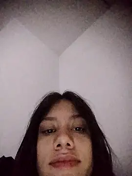 Snapshot of valerria_44 chatting on February 22, 8:51 pm valerria 44 online show from February 22, 8:51 pm