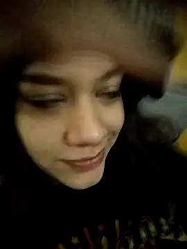 Snapshot of valerria_44 chatting on February 24, 9:35 pm valerria 44 online show from February 24, 9:35 pm