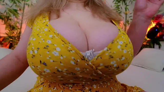 HappyLisa online show from February 23, 6:22 am