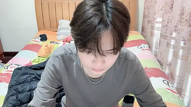 junnan001 online show from February 2, 12:37 pm