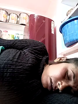 Rakhi cut online show from March 2, 8:32 am